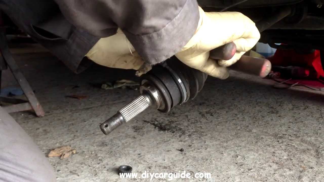How to change a cv joint on a nissan micra #5