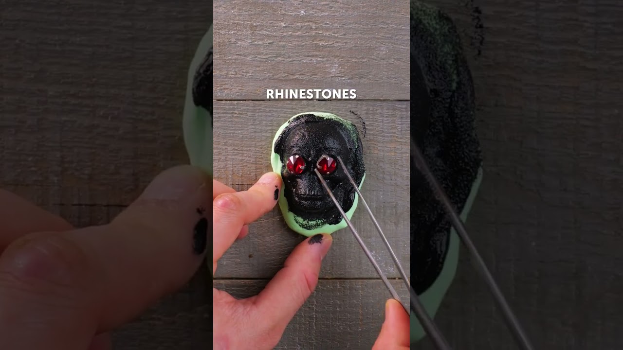 Would you try these DIY toothy shoes? 🦷