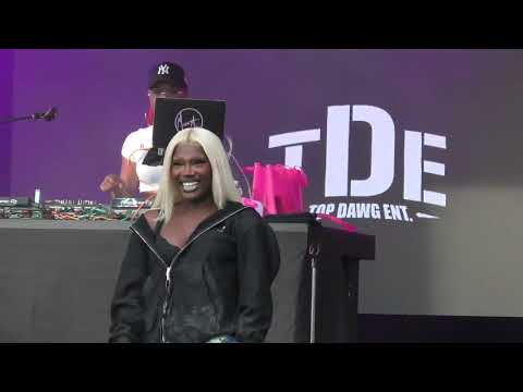 Doechii - Swamp Bitches (Live @ New York State Fair 8/25/2023)  @IamdoechiiTV   #doechii