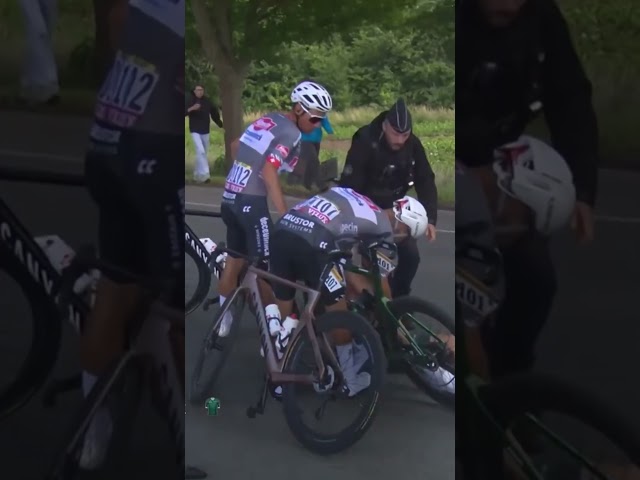 Jasper Philipsen Crash Ends His Tour de France 2025 In Stage 3