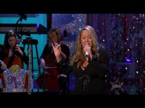 ᴴᴰ Mariah Carey - Christmas Time Is In The Air Again (Live ABC Christmas Special 2010)