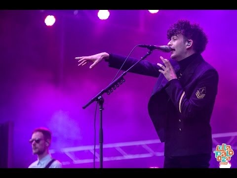The 1975 en Argentina