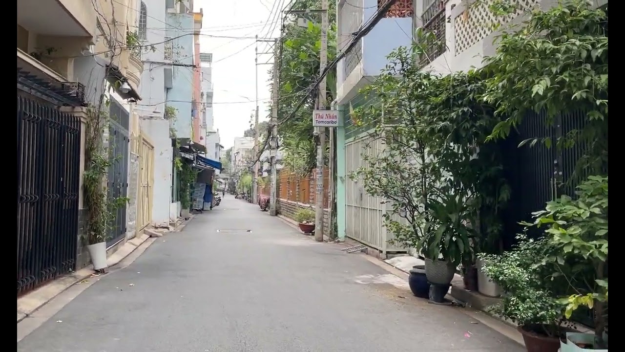 Nhà đẹp, Bán nhanh, HXH 491 Huỳnh Văn Bánh, DT 3.6x14m, 2 lầu sân thượng, giá 11.9 tỷ video