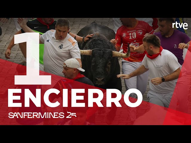 PRIMER ENCIERRO de San Fermín 2025 | Toros de Fuente Ymbro