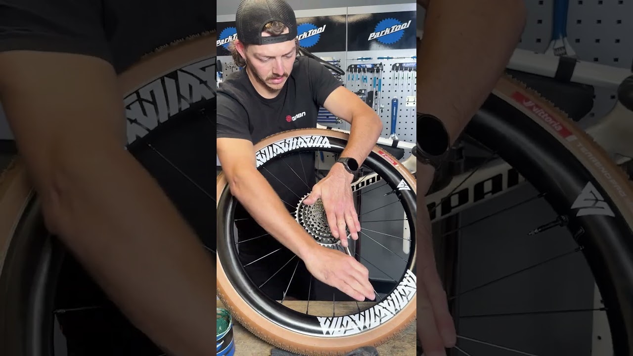 Dreamy wheel build with @lightbicycle 😍⁠
