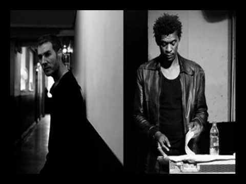 MASSIVE ATTACK-Teardrop (VIRGIN MAGNETIC MATERIAL REMIX)
