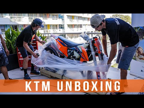 KTM EXC 250 2022 Unboxing - Hard Enduro Setup for Sea to Sky