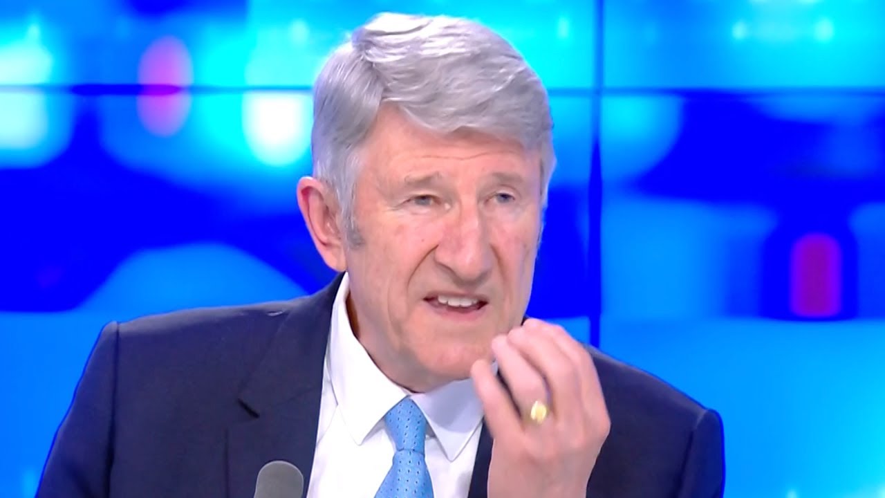 "La France protège ceux qui tuent nos enfants" (Philippe de Villiers)