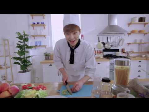 XIUMIN 요리하다 칼에 손을 베인 시우민