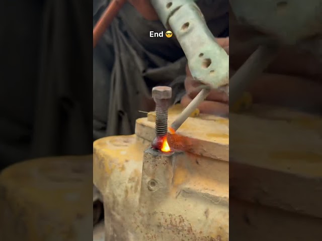 How can we take out broken bolt #brokenbolt#shortvideo#stickwelding