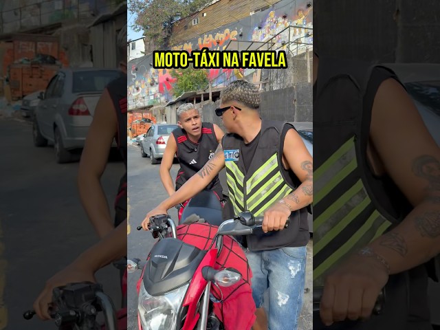 Moto táxi no RJ 😂