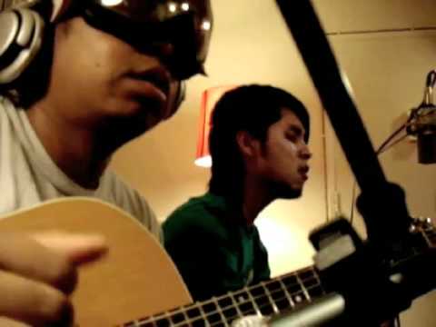 ของขวัญ Musketeers - a cover by Tom Room 39