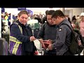 Hectic travel returns for US Thanksgiving  - 01:36 min - News - Video