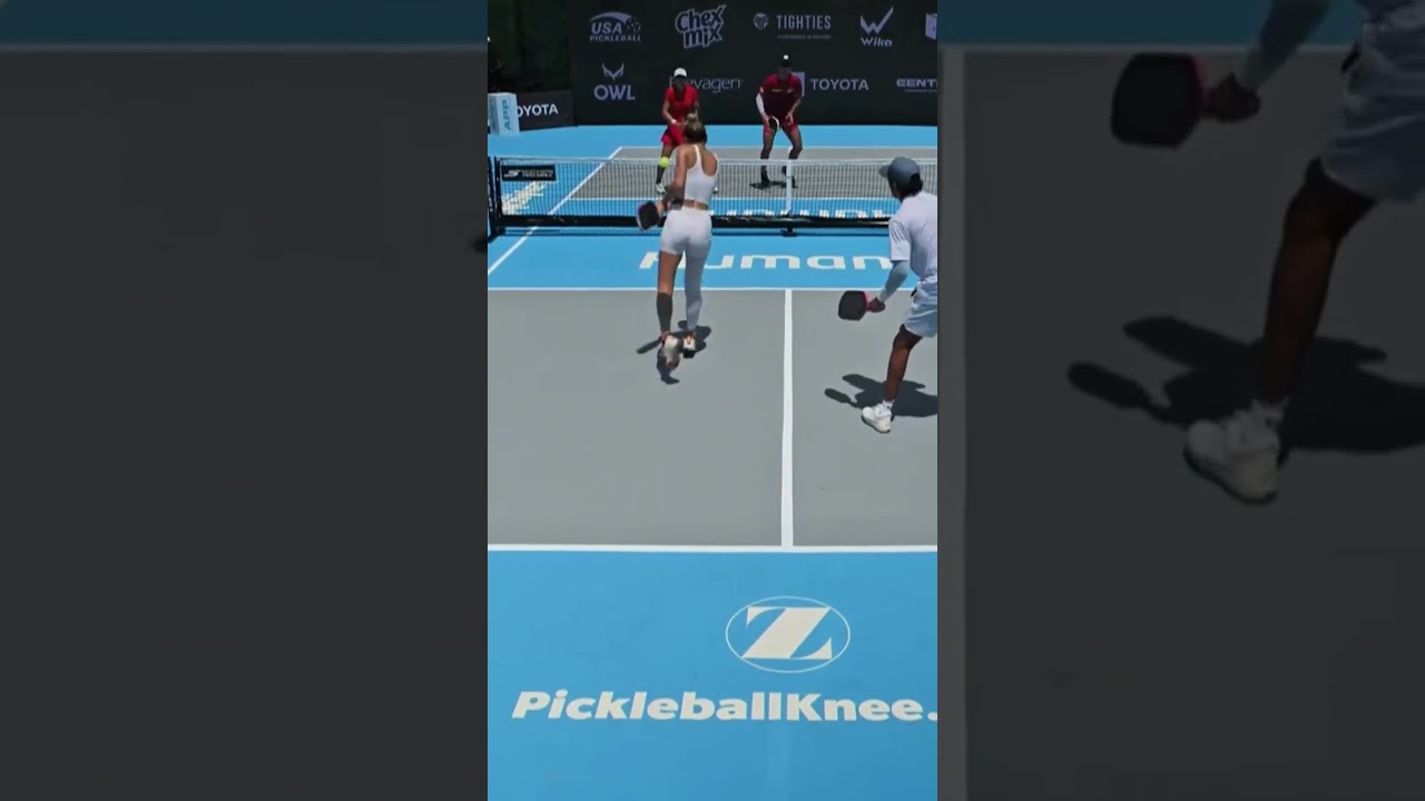 Ladies on the left 😮‍💨......🎥:@TheAPPTour ..#propickleball #app #jillbraverman