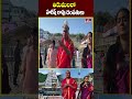 తిరుమలలో హరీష్ రావు దంపతులు | Harish rao visits tirumala | hmtv  - 00:59 min - News - Video