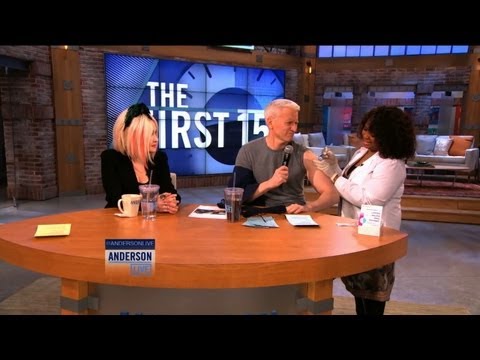 Anderson Gets Flu Shot