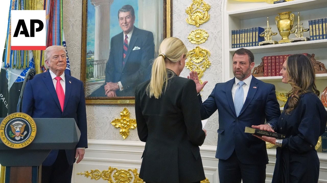 Pam Bondi swears in Markwayne Mullin as homeland security secretary