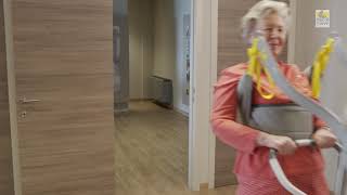 video Handi-Move lève-personne actif 2620 - en douceur dans l'embrasure de la porte