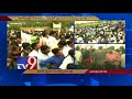 YS Jagan padayatra : Idupulapaya flooded with YCP workers