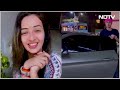 Delhi Vada Pav Girl: 70 Lakh की Car में घूम रही वड़ा पाव गर्ल, खरीदा Iphone, लोगों ने दिया Reaction  - 02:34 min - News - Video