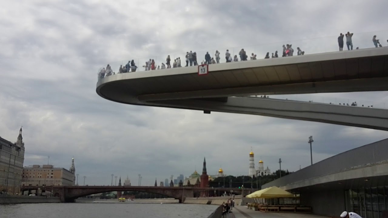 Аттракцион в парке зарядье полет над москвой