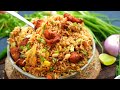 బిర్యానీ తిన్నంత తృప్తినిచ్చే చికెన్ ఫ్రైడ్ రైస్ | Desi Crispy Chicken Egg Fried Rice @Vismai Food  - 04:09 min - News - Video