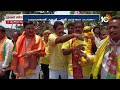 Narasapuram BJP MP candidate Bhupathiraju | సైకిల్ తొక్కుతూ నరసాపురం ఎంపీ అభ్యర్థి భూపతిరాజు ప్రచారం  - 01:54 min - News - Video