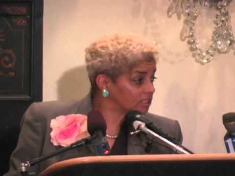 Atlanta Mayor Shirley Franklin Meets the Press - YouTube