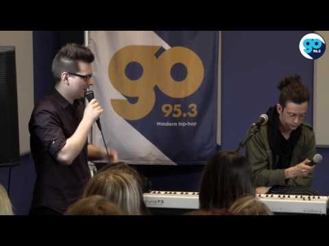 Go Garage: The 1975 Interview and Performance