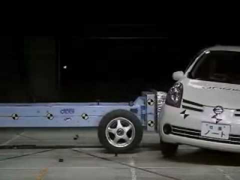 Test Crash Video Nissan Note od 2005