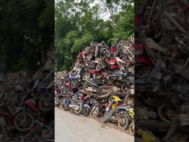 Rất nhiều xe hư
