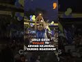 Arvind Kejriwal recceives Gullak from a child during roadshow | #shorts #arvindkejriwal #gullak  - 00:57 min - News - Video