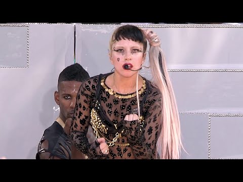 Lady Gaga Live at the Good Morning America Summer Concert Series (May 27, 2011) HD