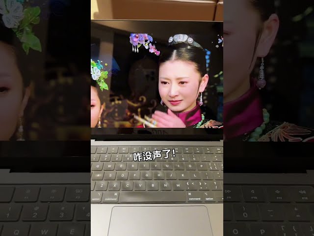 一航被锁狗笼子里了，这是为什么呢！#一航#搞笑