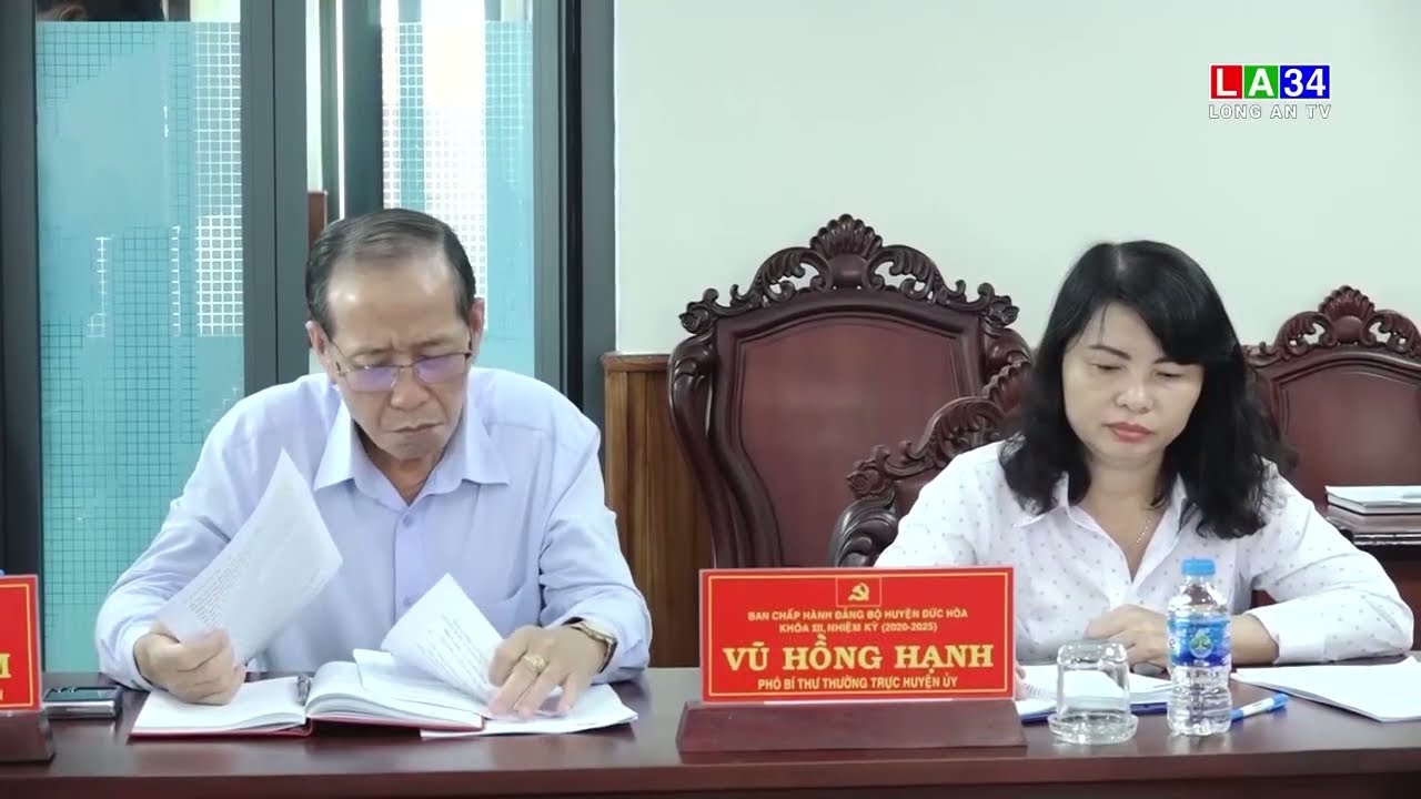 Đức Hòa: Công bố Quyết định của BTV Tỉnh ủy về công tác cán bộ