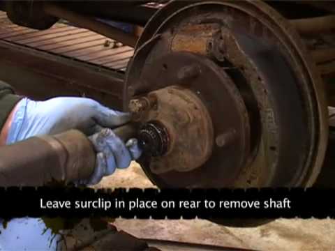 Defender wheel bearings- How to remove and check - YouTube