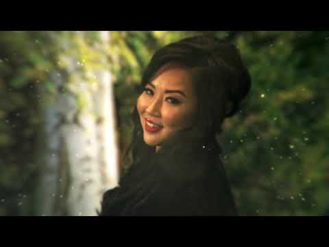 亞裔名人堂以傳統節日專輯歌集Seasonal Songbook提升亞裔在美國主流音樂領域地位