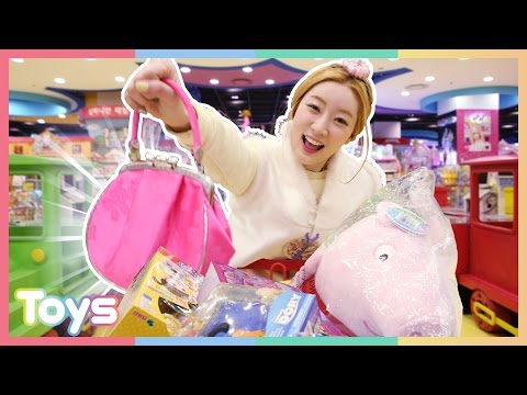 엘리의 설날 세뱃돈으로 토이저러스 장난감 구경하기 CarrieAndToys