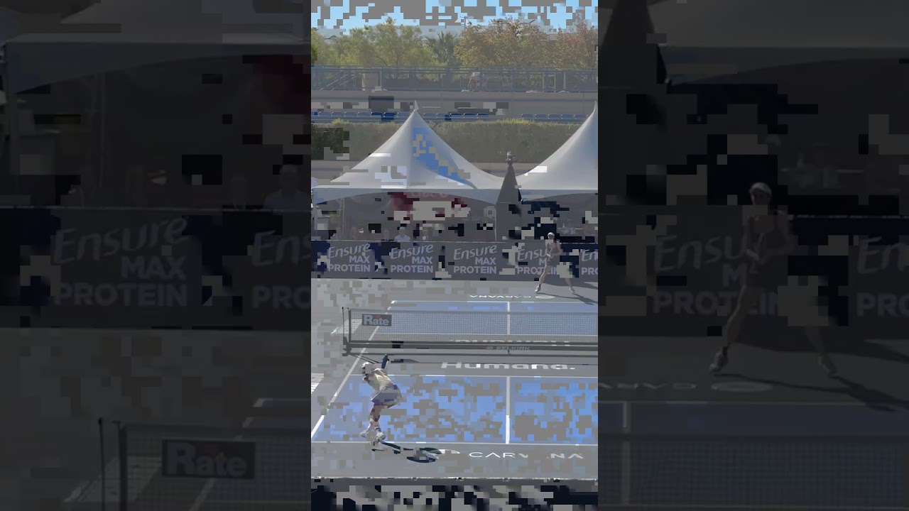 Anna Leigh Waters ROARS after winning this crucial pickleball point 🗣️