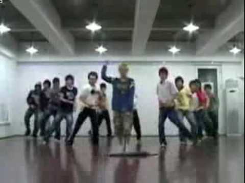 Super Junior- U Dance Practice