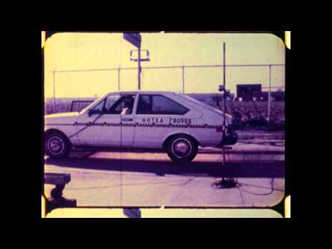 Видео краш-теста Volkswagen Passat B2 1981 - 1988