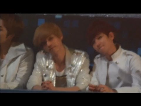 121229 EXO Baekhyun D.O Luhan Chen during 2AM's Chang Min's high pitch