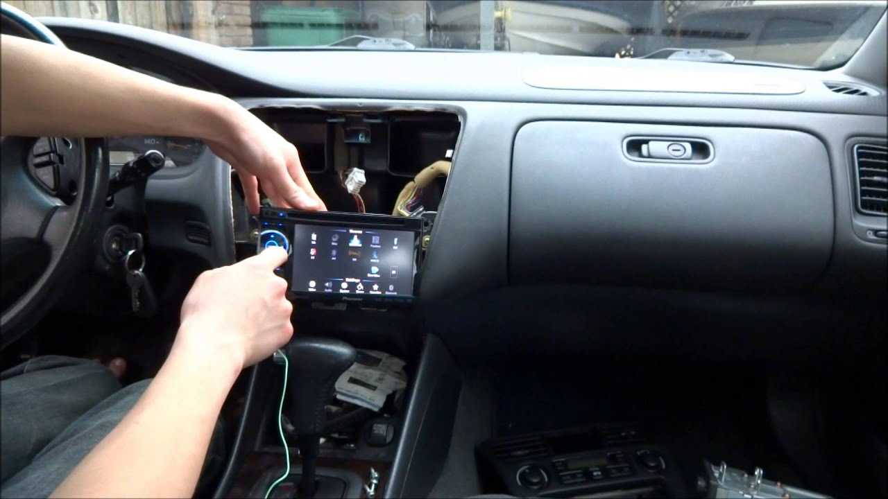 How to install stereo in honda accord #3