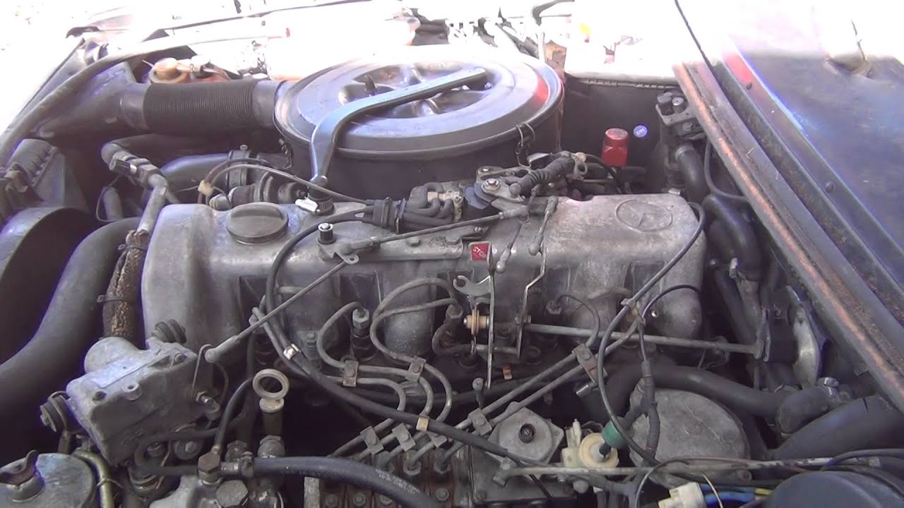 Mercedes five-cylinder diesel engine