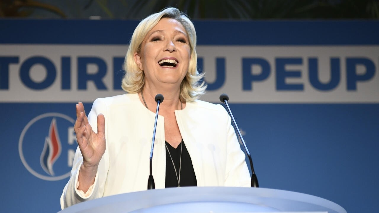 Candidature de Marine le Pen : "La campagne va enfin pouvoir commencer" disent les sympathisants RN