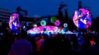 Coldplay embraces Wisconsinite culture at Camp Randall concert