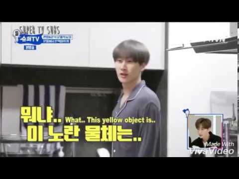 (Super TV) Donghae running through Eunhyuk 's House with torch. Members