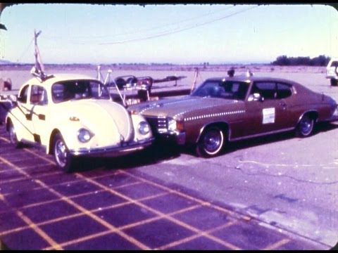 Βίντεο Crash Test Volkswagen Beetle 1945 - 2003