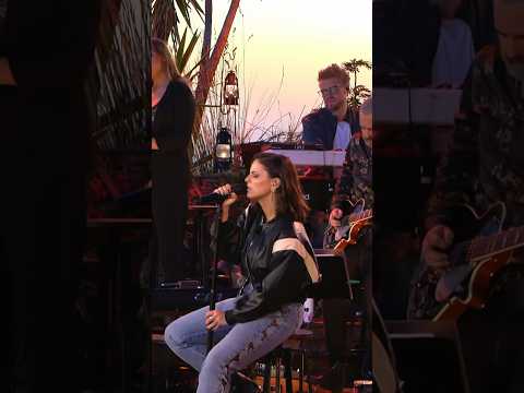 Liebe @AlliNeumann_, danke für dieses Lied! Danke für dich #silbermond #allineumann #seltsamewelt