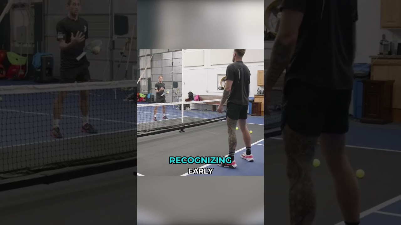 Out of the air one-handed or two-handed off the bounce drill 🙌 #pickleball #sports #explore #shorts